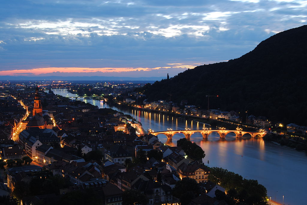 1024px-Heidelberg_night